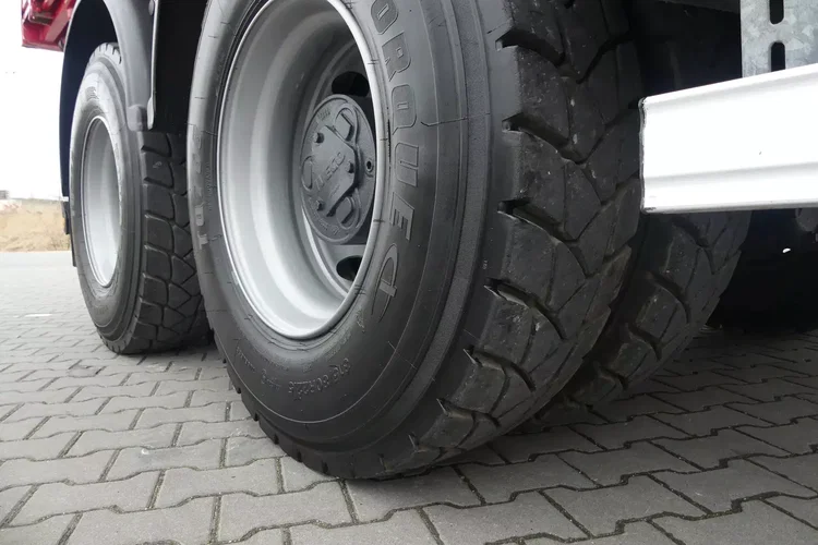 Iveco TRAKKER / X-WAY 420 / 6x4 / KH-KIPPER 3 STR / HYDROBURTA / WYWROTKA / zdjęcie 29