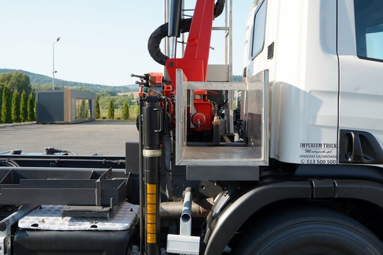 Scania P 280 / SIŁOWNIK DO WYWROTU / + HDS HMF 635 / UDŹWIG 1 500 KG / MAX WYSÓW 7 M / STEROWANIE RADIOWE / EURO 6 zdjęcie 22