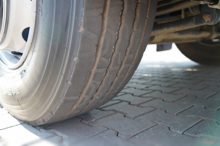 Scania P 280 / SIŁOWNIK DO WYWROTU / + HDS HMF 635 / UDŹWIG 1 500 KG / MAX WYSÓW 7 M / STEROWANIE RADIOWE / EURO 6 zdjęcie 24