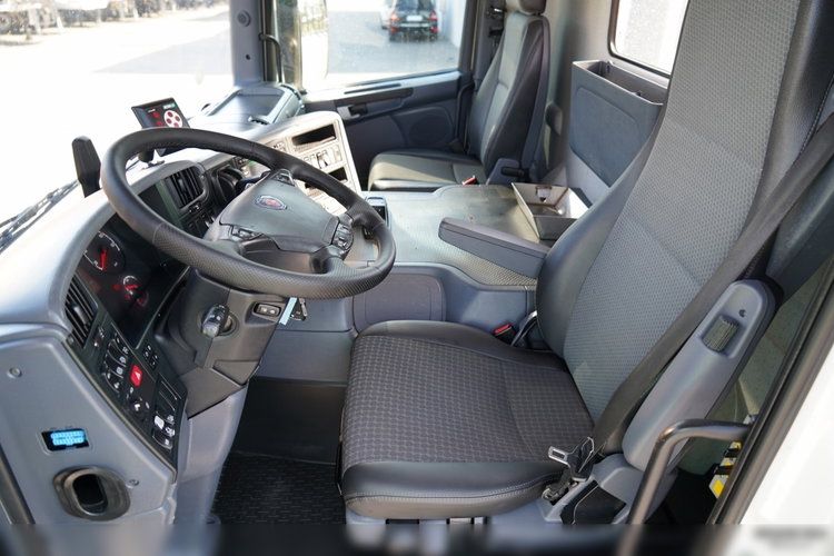 Scania P 280 / SIŁOWNIK DO WYWROTU / + HDS HMF 635 / UDŹWIG 1 500 KG / MAX WYSÓW 7 M / STEROWANIE RADIOWE / EURO 6 zdjęcie 29