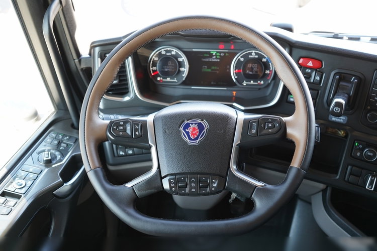 Scania S 500 / RETARDER / KLIMATYZACJA POSTOJOWA / PO KONTRAKCIE SERWISOWYM / SPROWADZONY zdjęcie 28