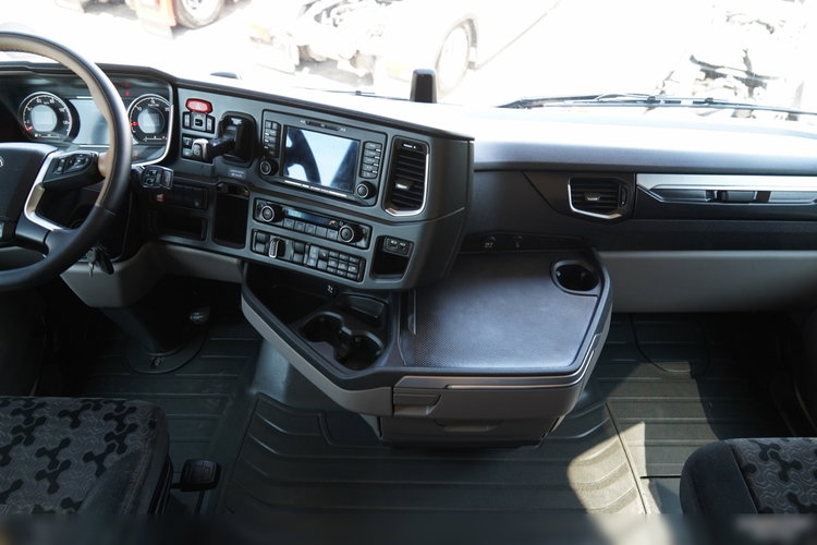 Scania S 500 / RETARDER / KLIMATYZACJA POSTOJOWA / PO KONTRAKCIE SERWISOWYM / SPROWADZONY zdjęcie 31