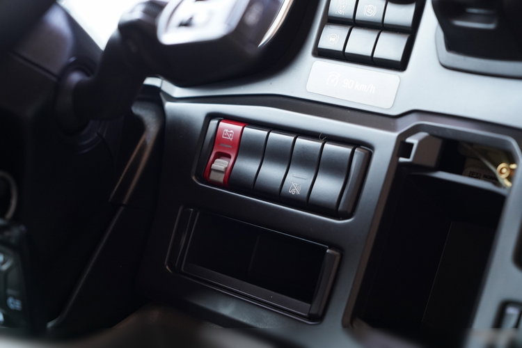 Scania S 500 / RETARDER / CAŁA NA PODUSZKACH / OPONY 100% / NAVI / PO KONTRAKCIE SERWISOWYM zdjęcie 33