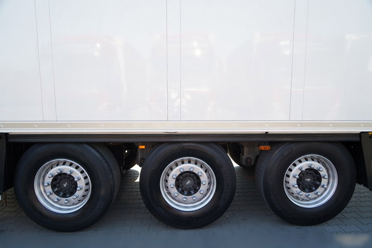 SCHMITZ / CHŁODNIA / AGREGAT CARRIER MAXIMA 1300 / DOPPELSTOCK / KOSZ NA PALETY / OSIE SCHMITZ  zdjęcie 25