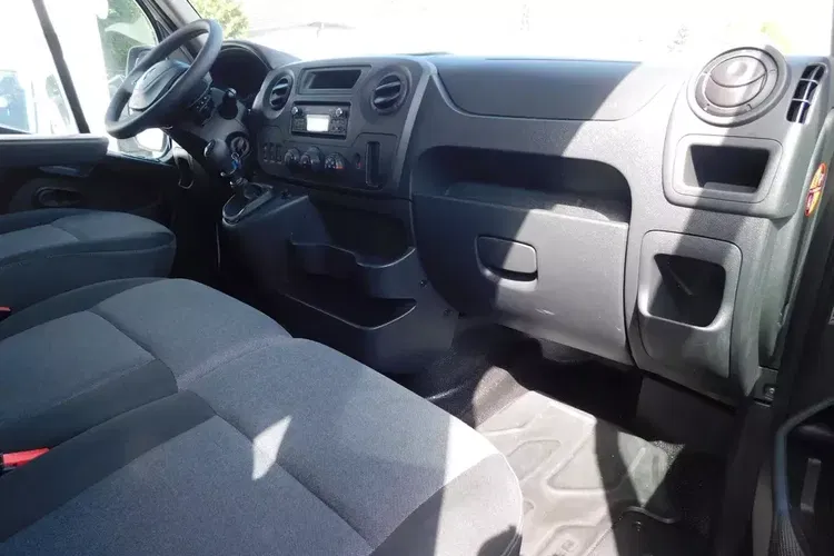 Renault Master zdjęcie 8