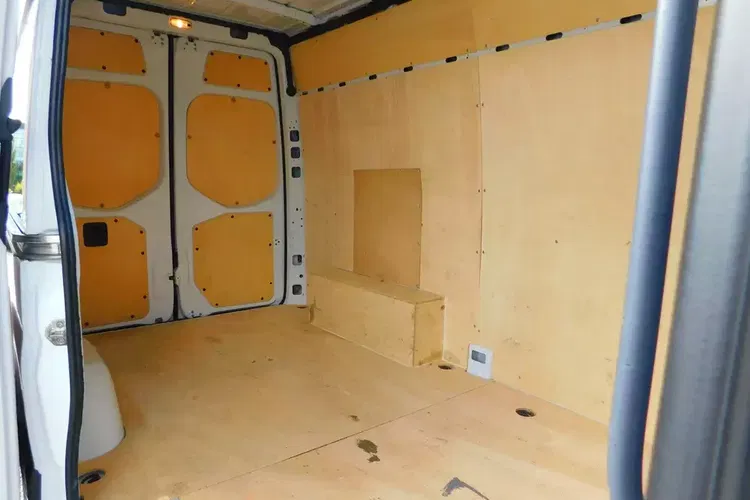 Mercedes Sprinter zdjęcie 4