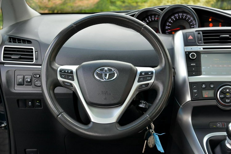 Toyota Verso 1.8VVT-i(147KM)Przebieg 122tyś.km LIFT Panorama Navi Kamera Oryginał zdjęcie 24