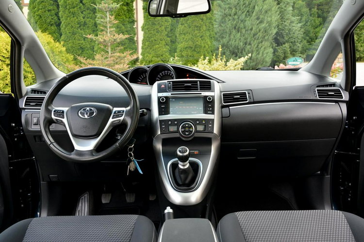 Toyota Verso 1.8VVT-i(147KM)Przebieg 122tyś.km LIFT Panorama Navi Kamera Oryginał zdjęcie 25