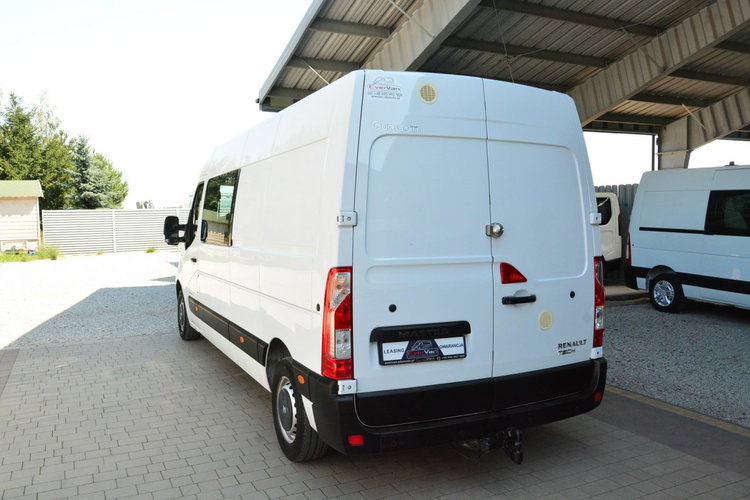 Renault Master średniak L2H2 3 osobowy blaszak pełna opcja regały serwis zdjęcie 4
