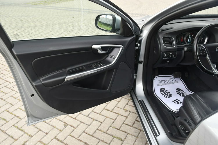 Volvo S60 1.6hdi Xenony. Kam.Cof.Navigacja.Automat.Skóry.Asystent.Podg.Fot.Pamię zdjęcie 17