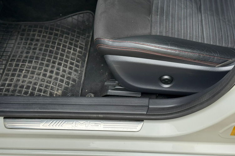 Mercedes CLA 45 AMG zdjęcie 19