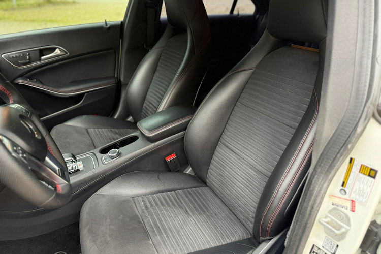 Mercedes CLA 45 AMG zdjęcie 20