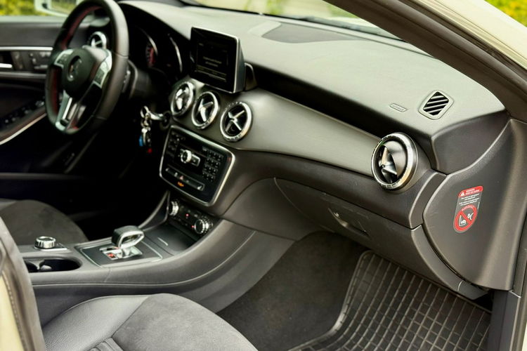 Mercedes CLA 45 AMG zdjęcie 7