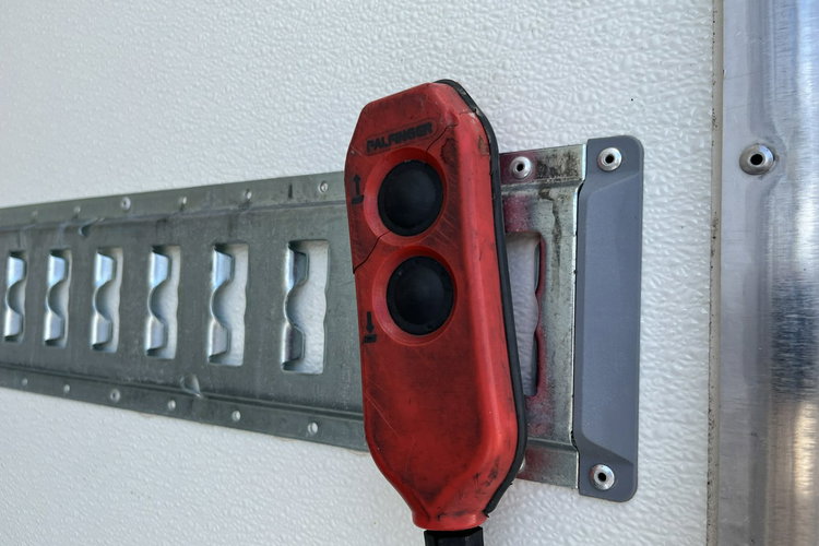 Iveco Daily 35S18 Winda_750kg Chłodnia -29 C/+29 C GWARANCJA 3.0/180KM zdjęcie 19