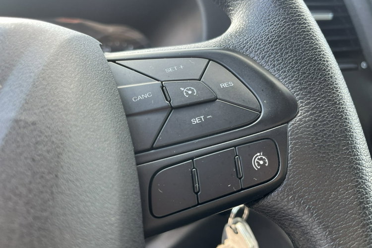 Iveco Daily 35S18 Winda_750kg Chłodnia -29 C/+29 C GWARANCJA 3.0/180KM zdjęcie 27