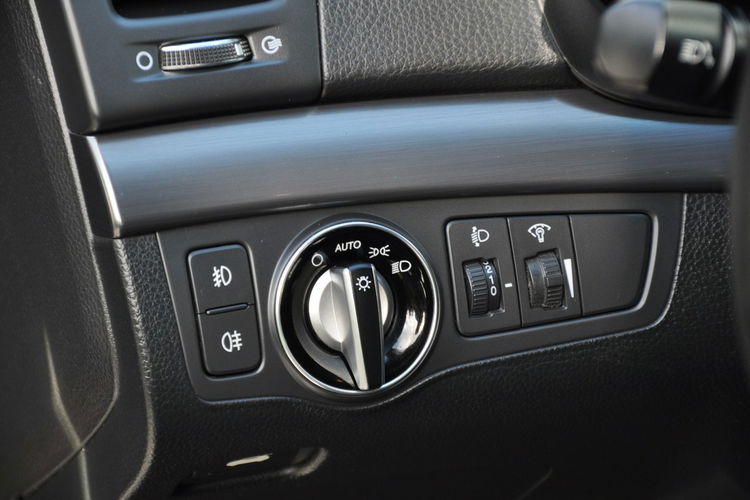 Hyundai i40 1.7CRDi(136KM) Led Navi Welur El.Fotele Grzana Kierownica Alu16"ASO zdjęcie 37