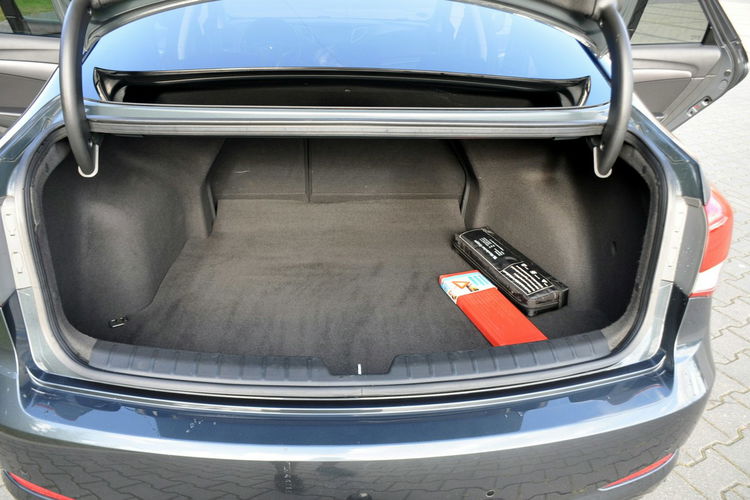 Hyundai i40 1.7CRDi(136KM) Led Navi Welur El.Fotele Grzana Kierownica Alu16"ASO zdjęcie 38