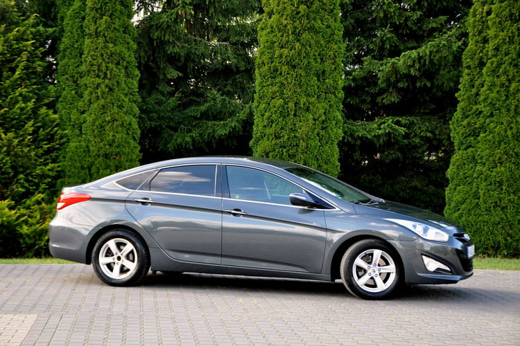 Hyundai i40 1.7CRDi(136KM) Led Navi Welur El.Fotele Grzana Kierownica Alu16"ASO zdjęcie 4