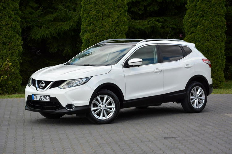 Qashqai Biała Perła Ledy Skóry Navi Kamera 360 El.Fotele Panorama ASO Nissan zdjęcie 3