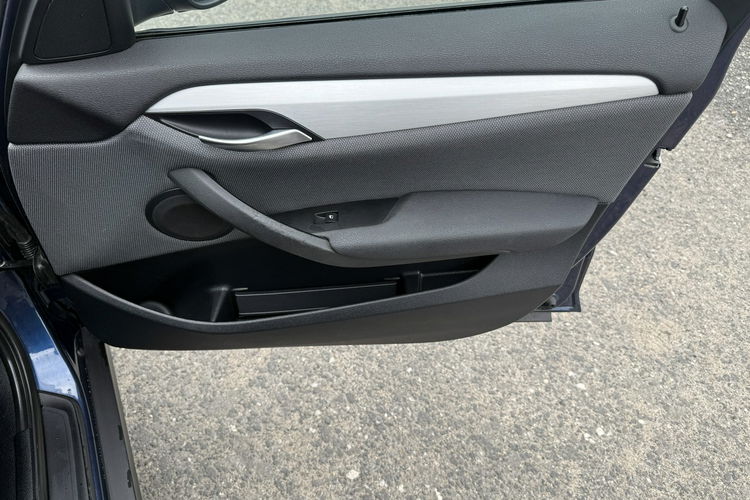 BMW X1 x Drive zadbane serwisowane bezwypadkowe zdjęcie 9