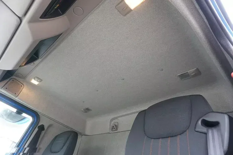 DAF LF 260 / EURO 6 / IZOTERMA + WINDA / 13 PALET / DŁ. 5.3 M / ŁAD. 10 390 KG zdjęcie 17