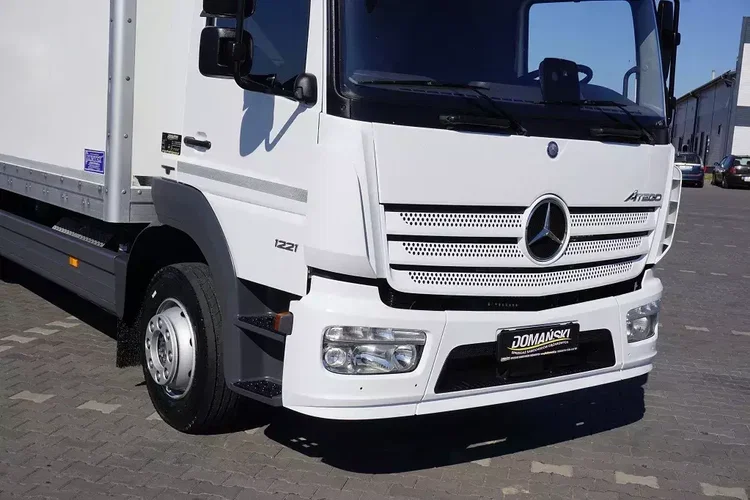 Mercedes ATEGO / 1221 / ACC / EURO 6 / KONTENER + WINDA / 17 PALET zdjęcie 20