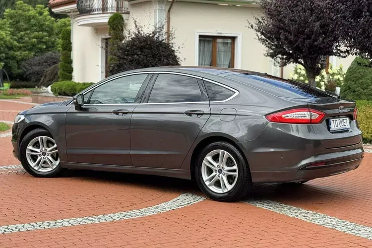 Ford mondeo zdjęcie 11