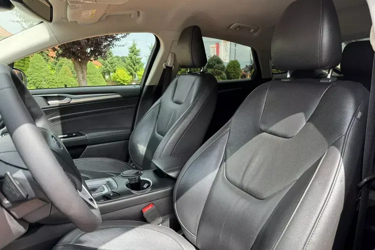 Ford mondeo zdjęcie 31