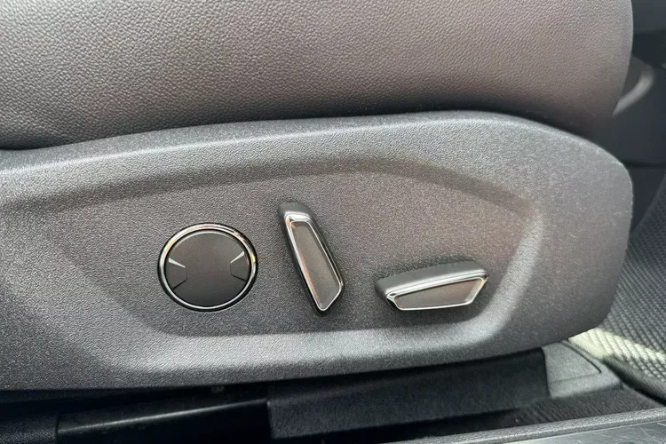 Ford mondeo zdjęcie 40