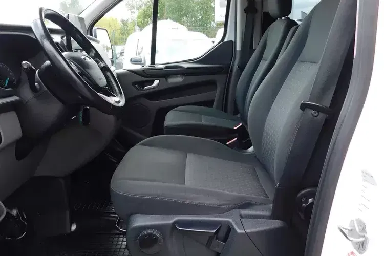 Ford Transit Custom zdjęcie 10