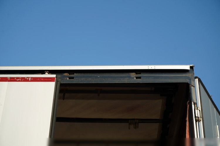 Volvo FH 460 / FIRANKA / 6x2 / PODNOSZONY DACH / I-PARK COOL / OŚ PODNOSZONA / PO ZŁOTYM KONTRAKCIE SERWISOWYM zdjęcie 27