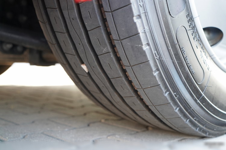 Volvo FH 460 / FIRANKA / 6x2 / PODNOSZONY DACH / I-PARK COOL / OŚ PODNOSZONA / PO ZŁOTYM KONTRAKCIE SERWISOWYM zdjęcie 28