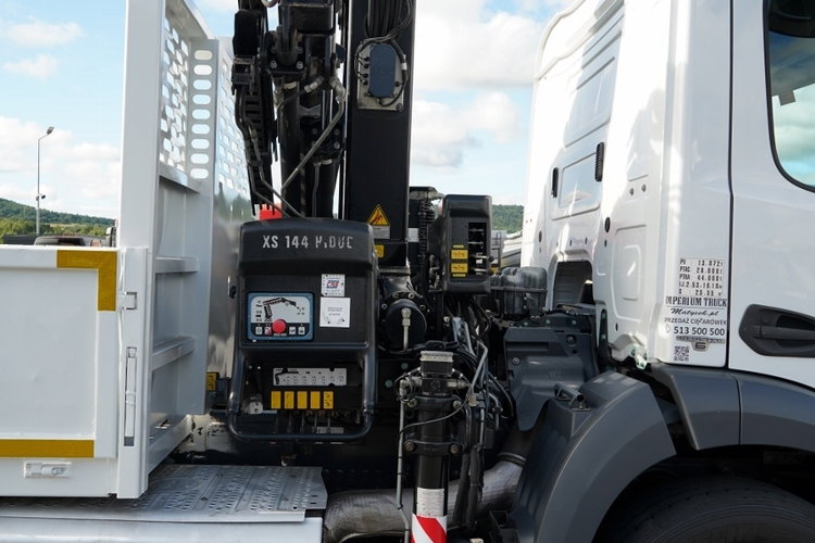 Mercedes ANTOS 2536 / 6x2 / OŚ PODNOSZONA / OŚ SKRĘTNA / HDS HIAB 144bs-2 hiduo / ROTATOR / PILOT zdjęcie 25