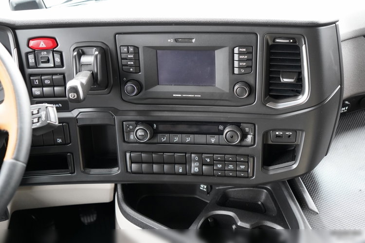 Scania R 500 / RETARDER / KLIMATYZACJA POSTOJOWA / 2019 / SPROWADZONA / PO KONTRAKCIE SERWISOWYM zdjęcie 30