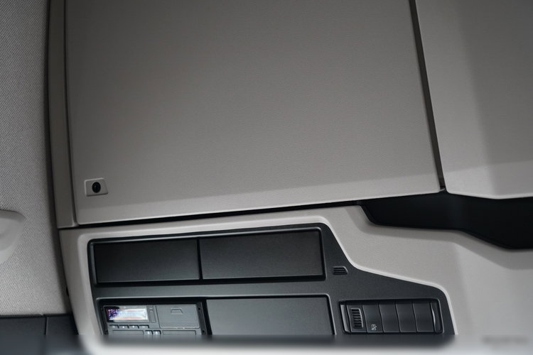 Scania R 500 / RETARDER / KLIMATYZACJA POSTOJOWA / 2019 / SPROWADZONA / PO KONTRAKCIE SERWISOWYM zdjęcie 33