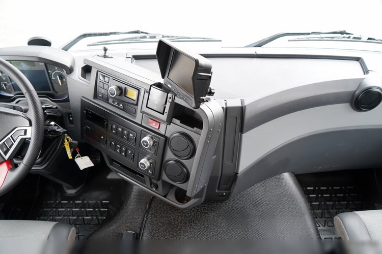 Renault K 380 / 6X4 / SKRZYNIOWY 6.2 M / + HDS HIAB 166 ES-4 / MAX UDŹWIG 6 500 KG / WYSÓW 12.3 M / ROTATOR / STEROWANIE RADIOWE  / SPROWADZONY zdjęcie 42