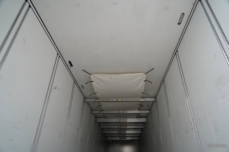 SCHMITZ  / CHŁODNIA / THERMO KING SLX 300 / DOPPELSTOCK / 2024 ROK / MAŁO UŻYWANA  zdjęcie 18