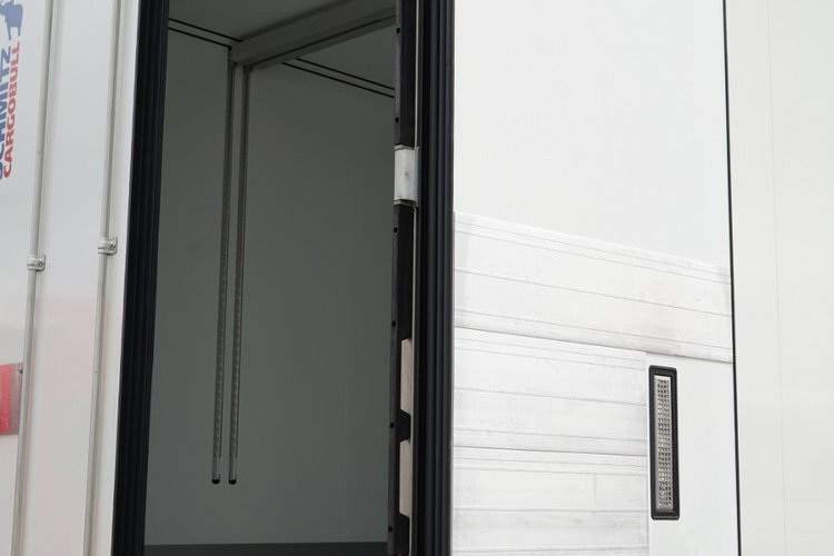 SCHMITZ  / CHŁODNIA / THERMO KING SLX 300 / DOPPELSTOCK / NIEUŻYWANA zdjęcie 14