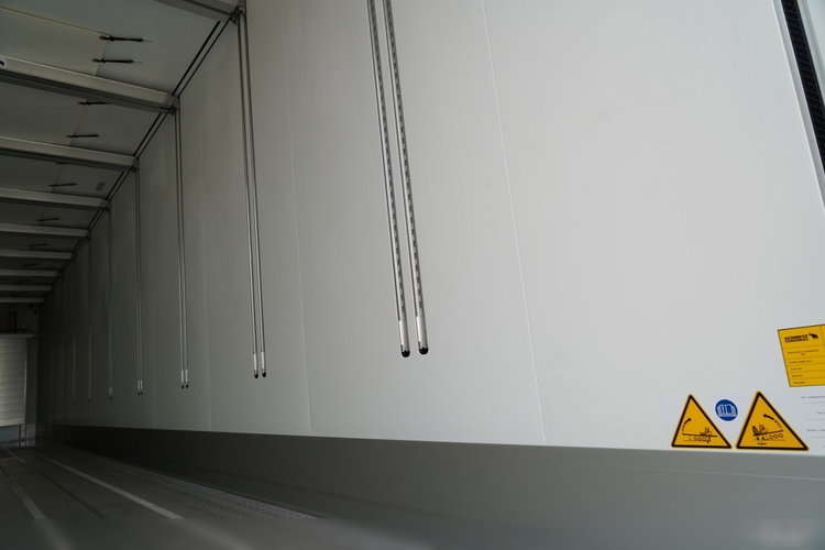 SCHMITZ  / CHŁODNIA / THERMO KING SLX 300 / DOPPELSTOCK / NIEUŻYWANA zdjęcie 17