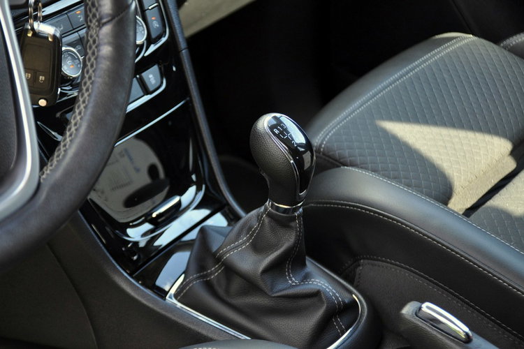 Opel Mokka 1.4T(140KM) Lift Full Led Skóry Kamera Grzana Kierownica I Wł Alu17ASO zdjęcie 34