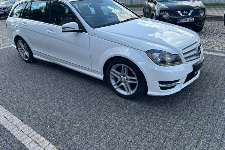 Mercedes C 220 Super stan zdjęcie 10