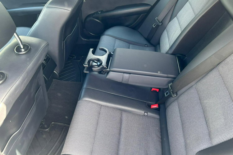 Mercedes C 220 Super stan zdjęcie 7