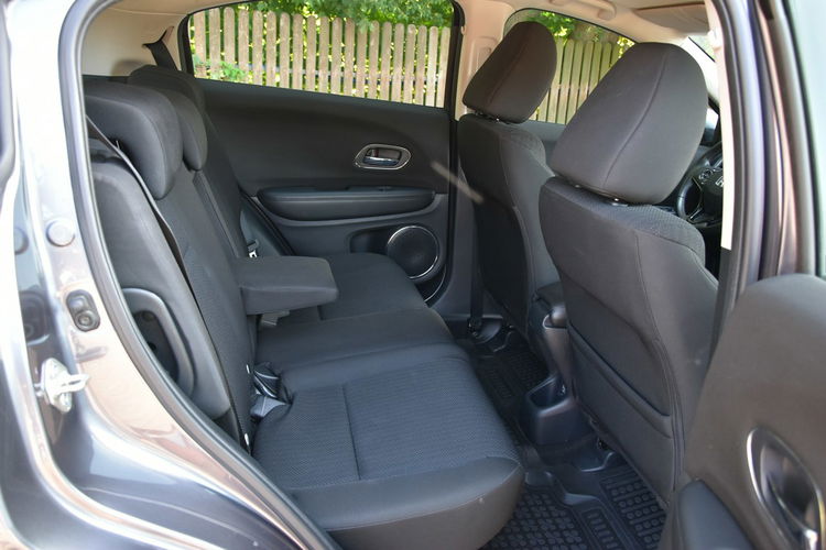 Honda HR-V 1.5 AUTOMAT 2018r. Polski SALON 54tys. km Climatronic FullLED Kamera zdjęcie 13