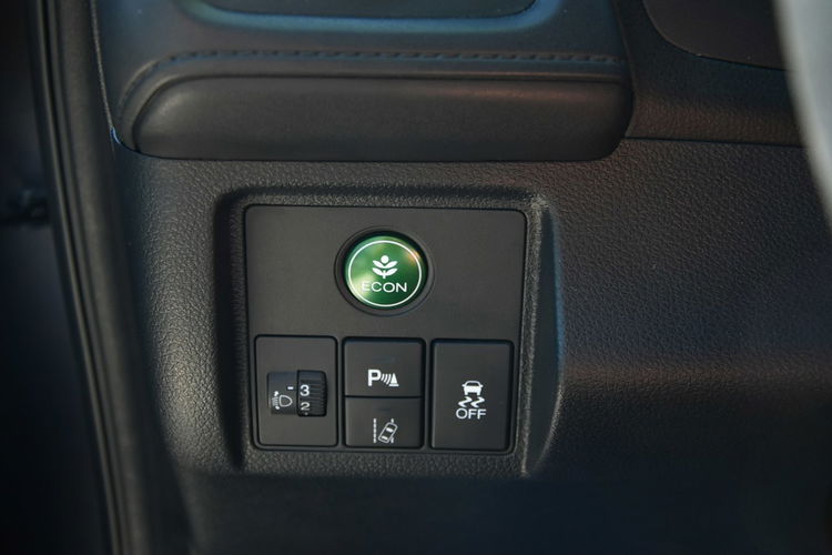 Honda HR-V 1.5 AUTOMAT 2018r. Polski SALON 54tys. km Climatronic FullLED Kamera zdjęcie 26