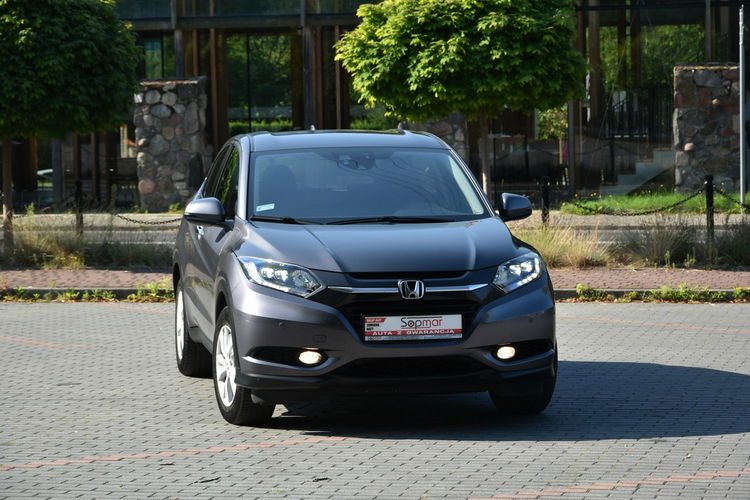 Honda HR-V 1.5 AUTOMAT 2018r. Polski SALON 54tys. km Climatronic FullLED Kamera zdjęcie 8