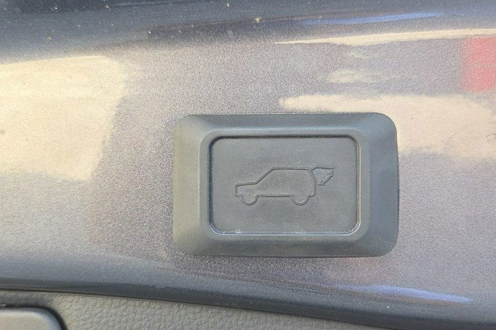 Toyota RAV-4 2.5 Plug-In 306KM 4x4 Najbogatsza wersja zdjęcie 18