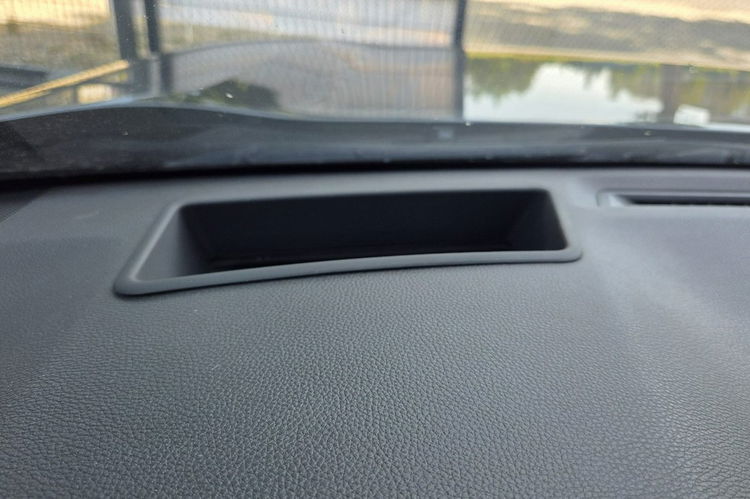 Toyota RAV-4 2.5 Plug-In 306KM 4x4 Najbogatsza wersja zdjęcie 34