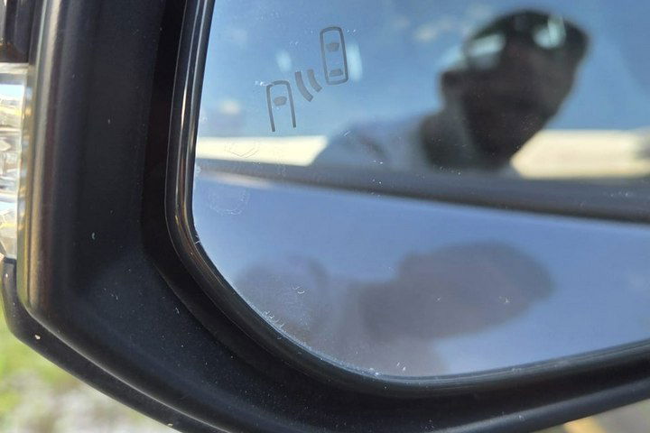 Toyota RAV-4 2.5 Plug-In 306KM 4x4 Najbogatsza wersja zdjęcie 40