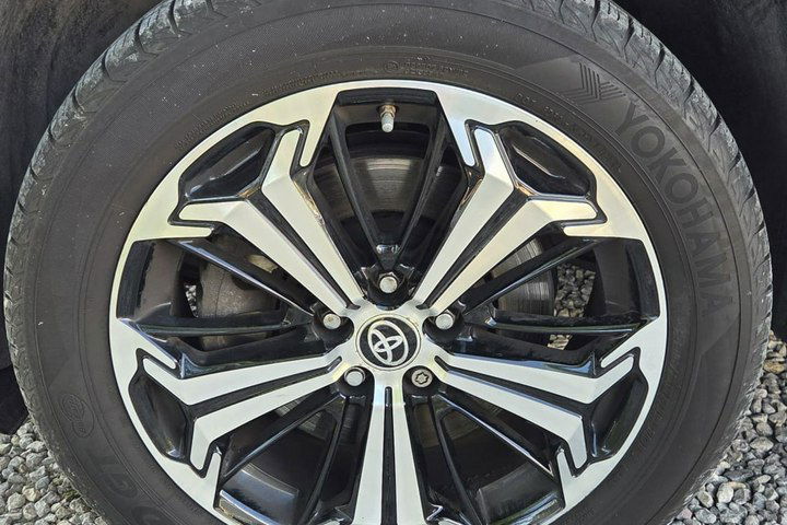 Toyota RAV-4 2.5 Plug-In 306KM 4x4 Najbogatsza wersja zdjęcie 43