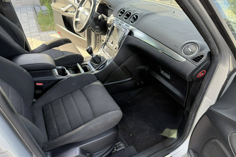 Ford S-Max Bardzo zadbana - oryginalny przebieg zdjęcie 19